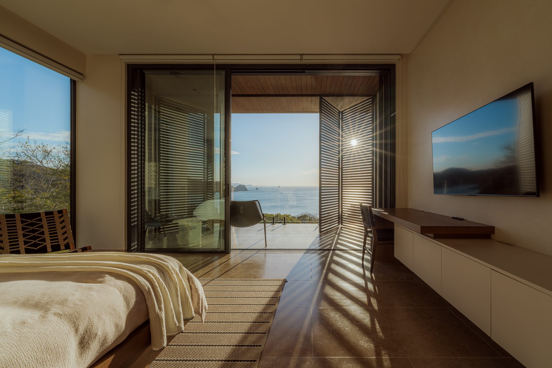 Casa Continuum — residential architecture, Peninsula Papagayo, Costa Rica
